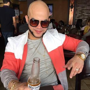 Meet your Posher, Jesus giovanny